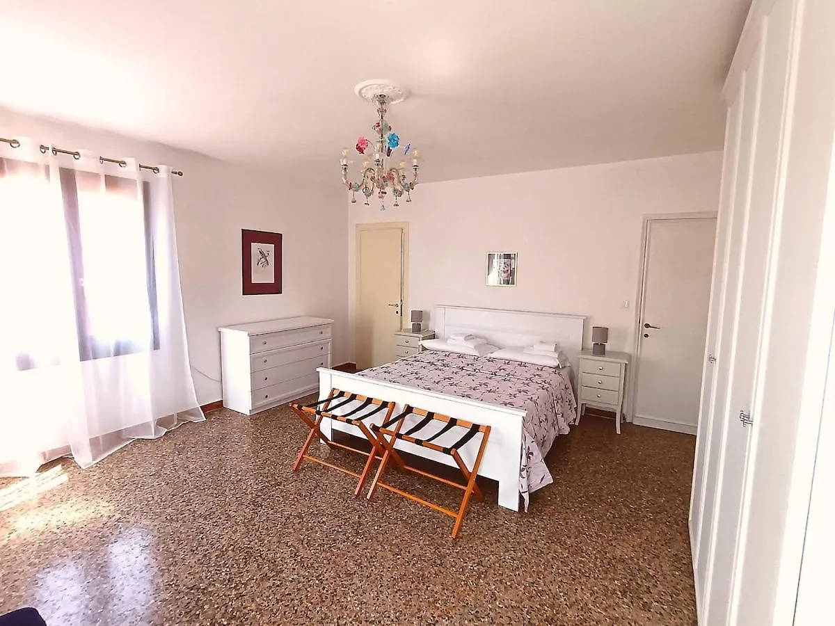 Spacious Apartment With 3 Bedrooms Venice