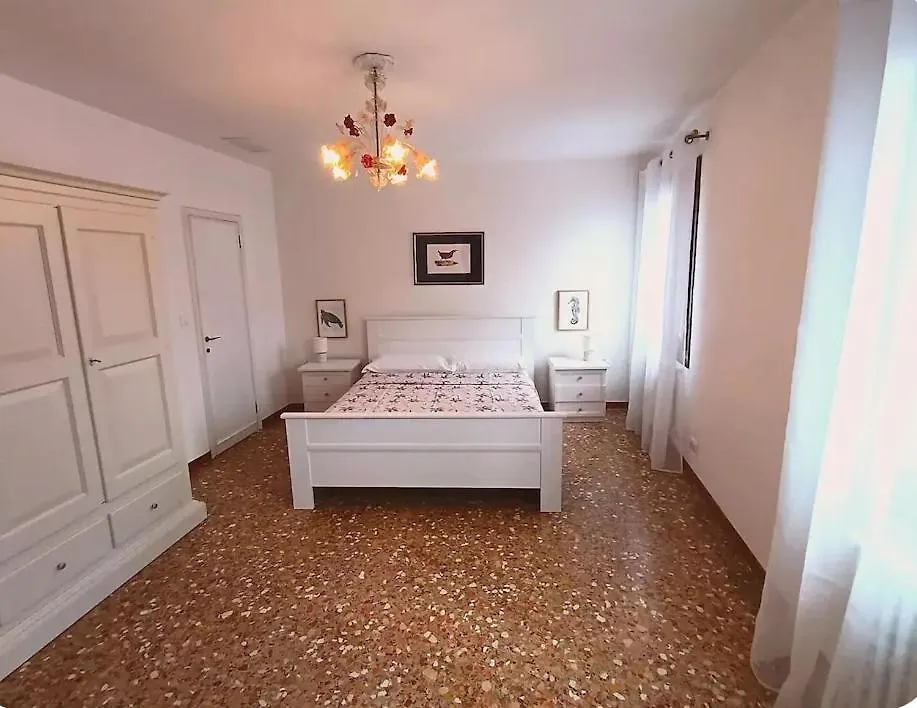 Spacious Apartment With 3 Bedrooms Venice